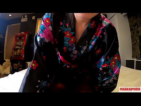 ❤️ Keçika ciwan a cosplay ji seksê hez dike ku bi orgazmê bi şûjinek di hespêk û blowjob de. Keçika Asyayî ya bi pisîka porî û bi cil û bergên kevneşopî yên Japonî di vîdyoya amator de ku masturbasyona bi pêlîstokên qijikê nîşan dide. Sakura 3 OSAKAPORN. Kalîteya seksê li ku.xxxdl.ru ❌